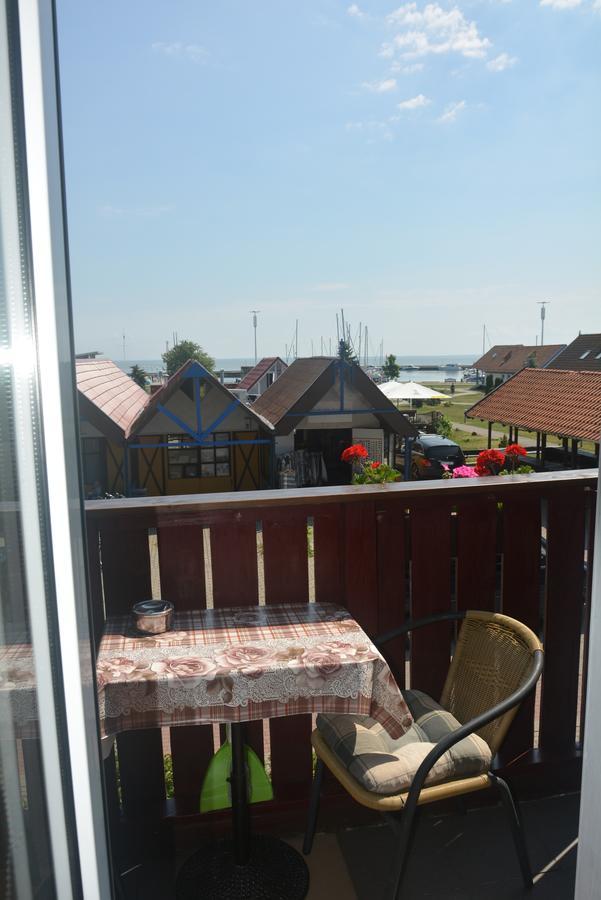 Guesthouse "Nakvyne Pas Zveja" Nagliu Street Nida Exteriör bild